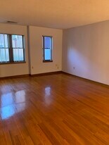 17 Parkman St, Unit 2 in Brookline, MA - Building Photo