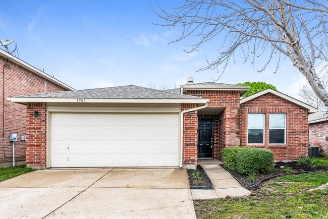 property at 1901 Lariat Dr