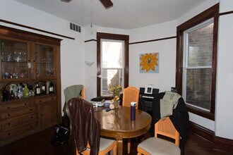 870 W Buckingham Pl, Unit M08H in Chicago, IL - Building Photo - Building Photo