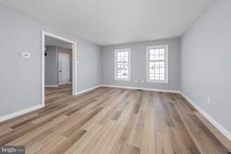 44 Cranford Rd in Washington Township, NJ - Building Photo - Building Photo