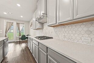 17685 Martin Crk Ln in Conroe, TX - Building Photo