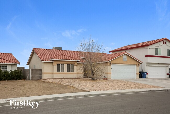 5820 Meadow Dale Dr in North Las Vegas, NV - Building Photo - Building Photo