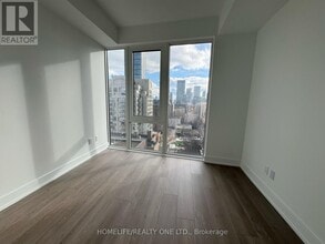 308 Jarvis St in Toronto, ON - Building Photo - Building Photo