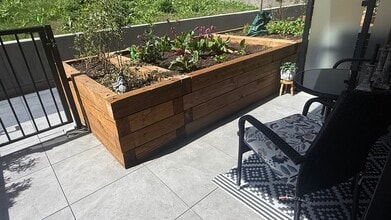 630 Boynton Pl in Kelowna, BC - Building Photo - Building Photo