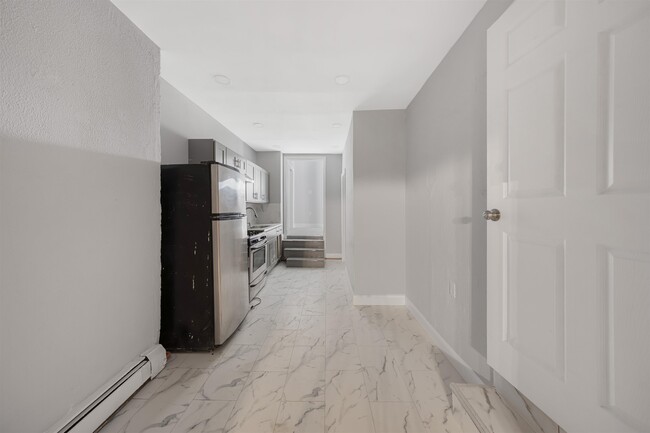 298 Central Ave in Jersey City, NJ - Building Photo - Building Photo