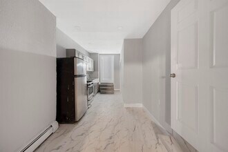 298 Central Ave in Jersey City, NJ - Building Photo - Building Photo