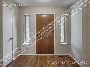 800 Royal Ln in Yukon, OK - Building Photo - Building Photo