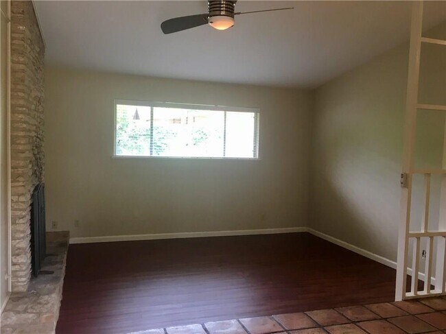 2509 Trailside Dr in Austin, TX - Foto de edificio - Building Photo