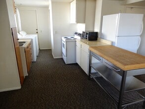 977 E 5600 S in Murray, UT - Building Photo - Building Photo