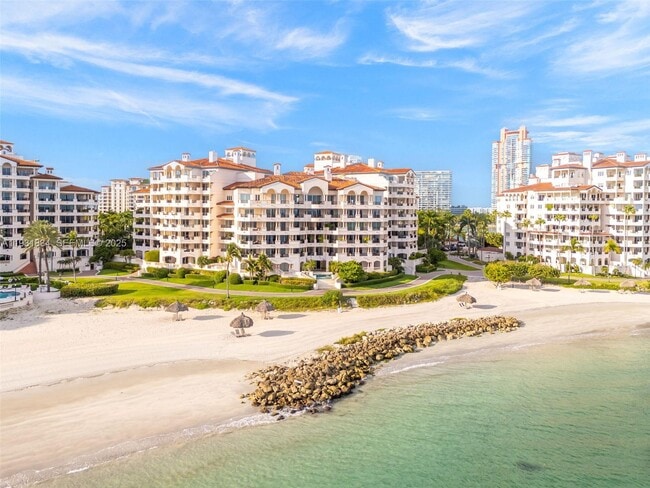 7471 Fisher Island Dr in Miami Beach, FL - Building Photo - Building Photo