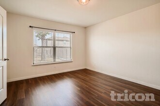 1367 Barrel Dr in Dallas, TX - Building Photo - Building Photo