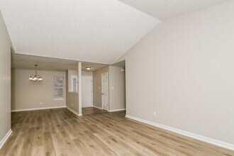 2314 Gradison Cir in Indianapolis, IN - Building Photo - Building Photo