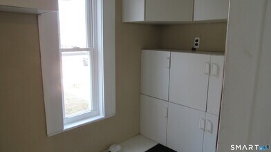 246 N Elm St in Torrington, CT - Building Photo - Building Photo