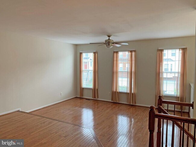 5150 Ballycastle Cir in Alexandria, VA - Building Photo - Building Photo