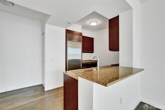 425 1st St in San Francisco, CA - Building Photo - Building Photo