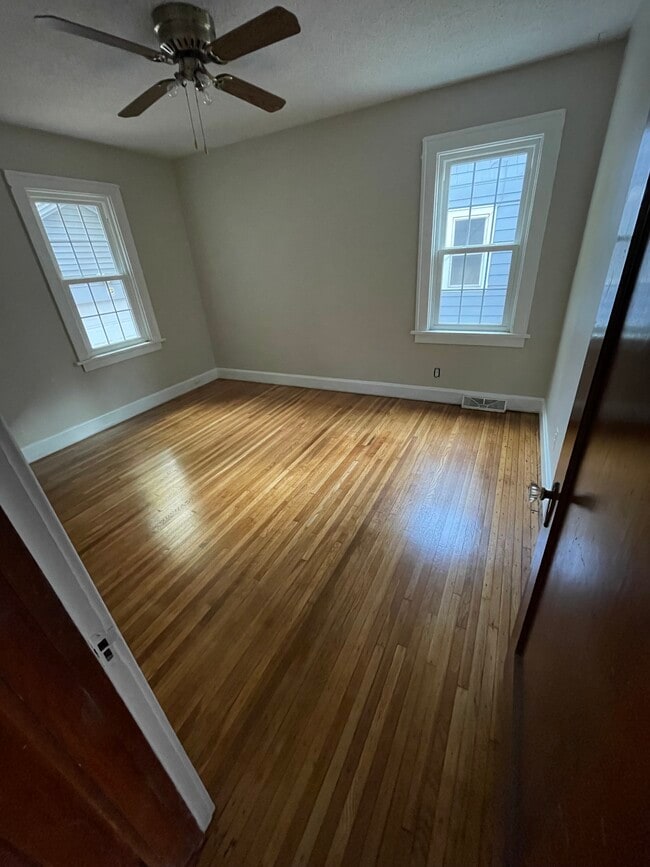 112 Culver Rd, Unit Lower Apartment in Buffalo, NY - Foto de edificio - Building Photo