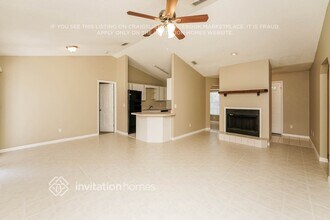 3121 Silver Palm Dr in Edgewater, FL - Foto de edificio - Building Photo