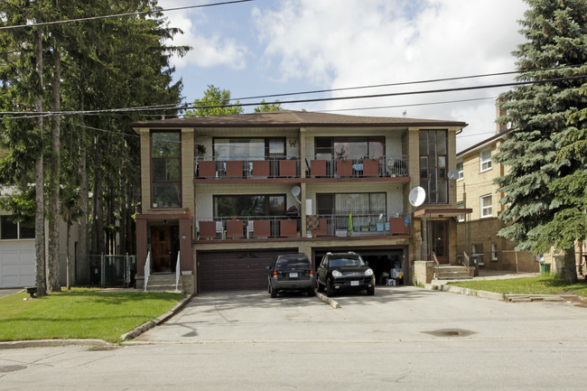 64-66 Purdon Dr in Toronto, ON - Building Photo - Primary Photo