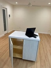 2300 Oxford Ave in Encinitas, CA - Building Photo - Building Photo