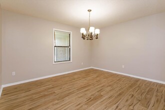 104 Rosemont Ct in Debary, FL - Building Photo - Building Photo