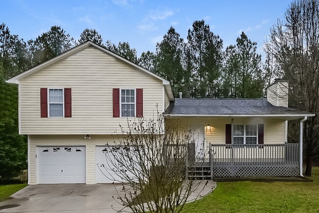 property at 625 Meadows Ct