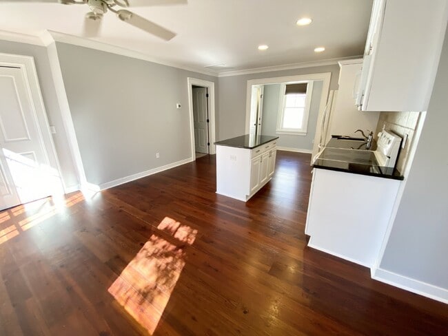 25 Tabby Shell Rd in Bluffton, SC - Building Photo - Building Photo
