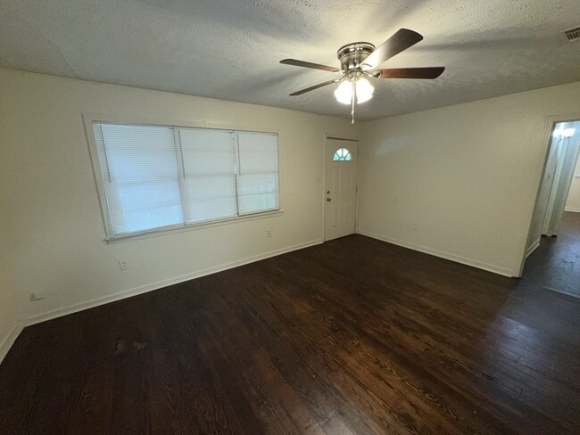 2615 Hillside Dr in Jackson, MS - Building Photo - Building Photo