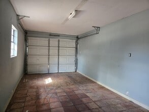 221 Murcia Dr in Laredo, TX - Building Photo - Building Photo