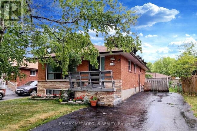 property at 112 Brantwood Dr