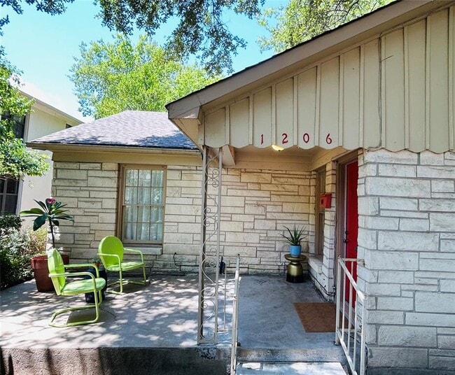 property at 1206 Marshall Ln