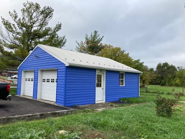 108 S Main St in Smithsburg, MD - Building Photo - Building Photo