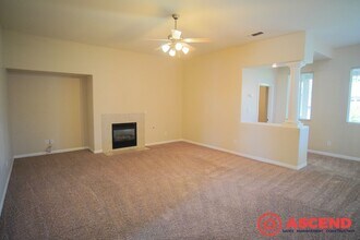 3010 Amber Canyon Pl in Bakersfield, CA - Building Photo - Building Photo