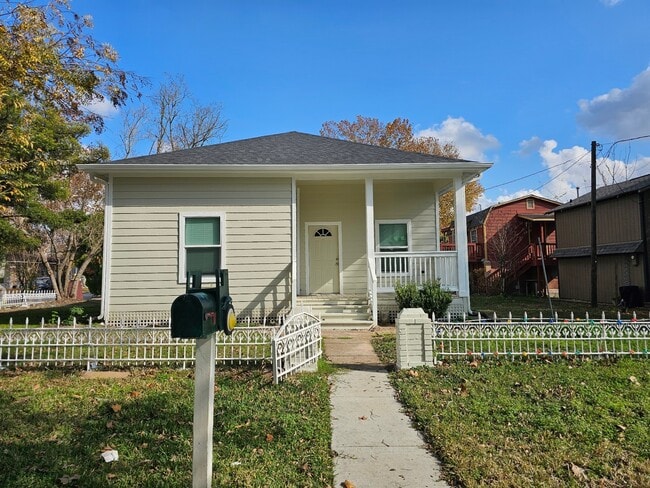 property at 414 N D Ave