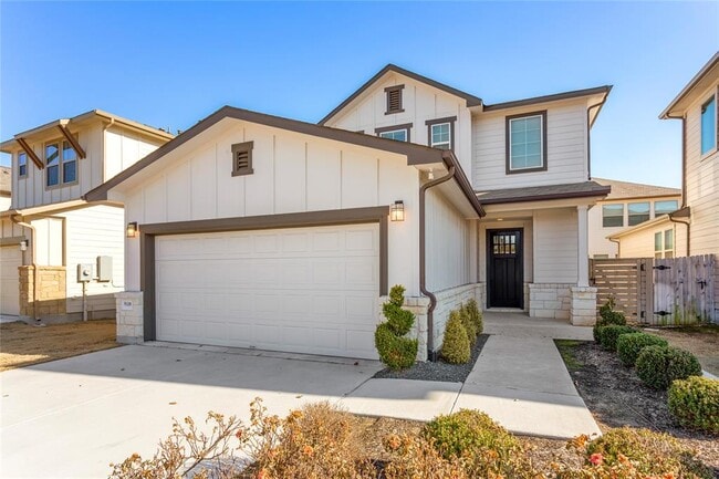 9109 Moonstone Dr in Austin, TX - Building Photo - Building Photo