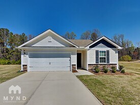 126 Warwick Dr in Angier, NC - Building Photo