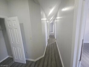 150 Broad St, Unit 3C in Newark, NJ - Building Photo - Building Photo