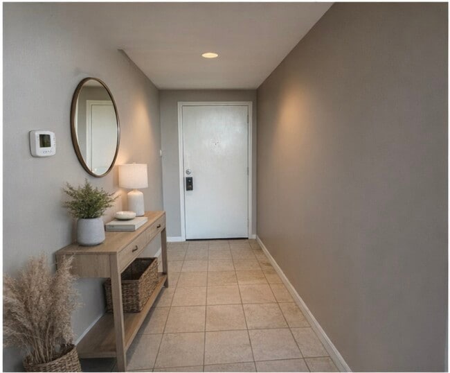 15 Greenway Plz, Unit 26H in Houston, TX - Building Photo - Building Photo