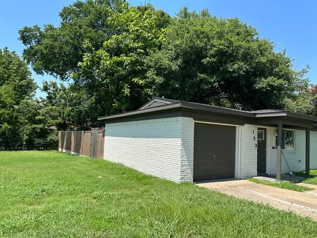 property at 123 Borchardt St