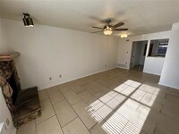 2817 Wimbledon Ct in Garland, TX - Foto de edificio - Building Photo