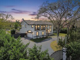 7830 SW 120th St in Pinecrest, FL - Building Photo