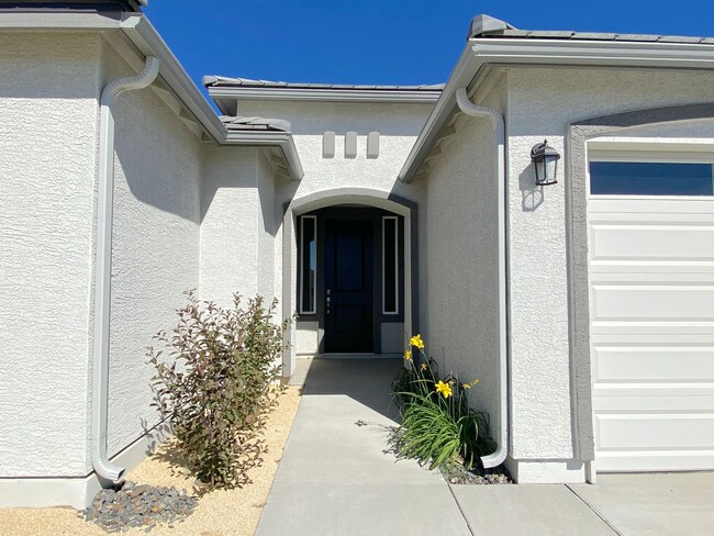 2274 Cloud Berry Dr in Sparks, NV - Building Photo - Building Photo