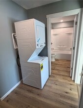 415 9th St NE, Unit 1 in Little Falls, MN - Building Photo - Building Photo