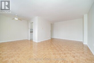 55 Isabella St in Toronto, ON - Building Photo - Building Photo