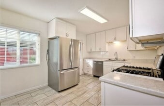 3341 Chamoune Ave in San Diego, CA - Building Photo - Building Photo