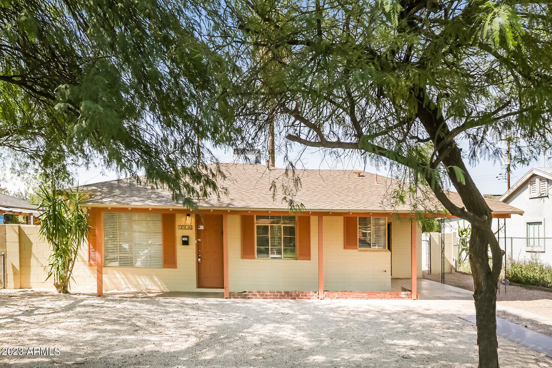 1836 E Amelia Ave in Phoenix, AZ - Foto de edificio