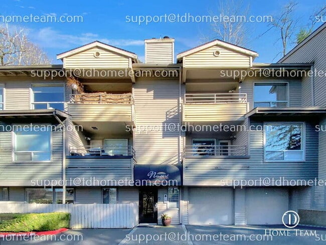 property at 3520 Lake Washington Blvd SE