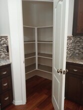 9404 Millikan Way in Bakersfield, CA - Building Photo - Building Photo