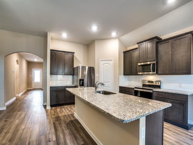 233 Enchanted Way in Princeton, TX - Building Photo - Building Photo