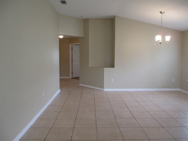 2438 Tyson Lake Dr in Jacksonville, FL - Foto de edificio - Building Photo