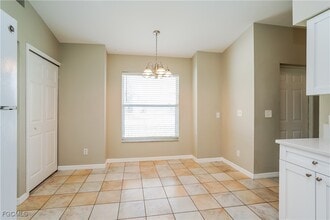 8434 Blackberry Rd in Ft. Myers, FL - Building Photo - Building Photo